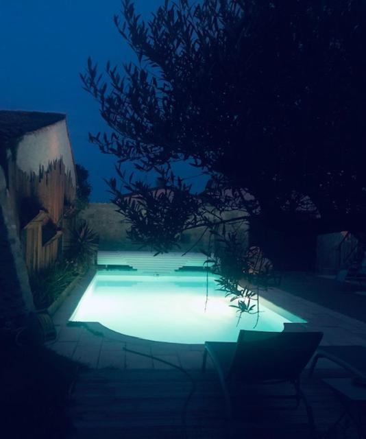 Aux Portes Des Iles Saint-Just-Luzac エクステリア 写真